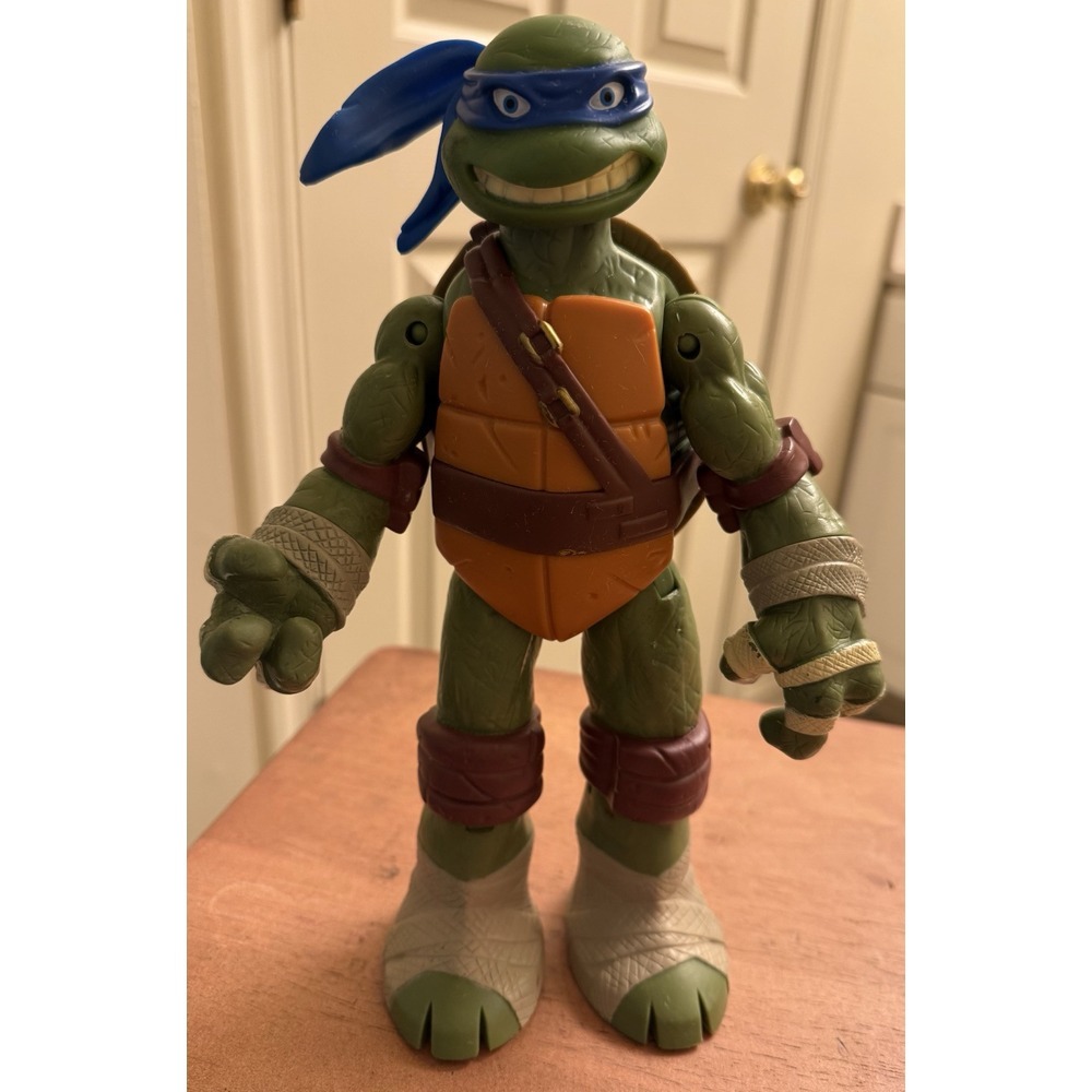 VIACOM 2012 TMNT Teenage Mutant Ninja Turtles Leonardo 11inch no accessories